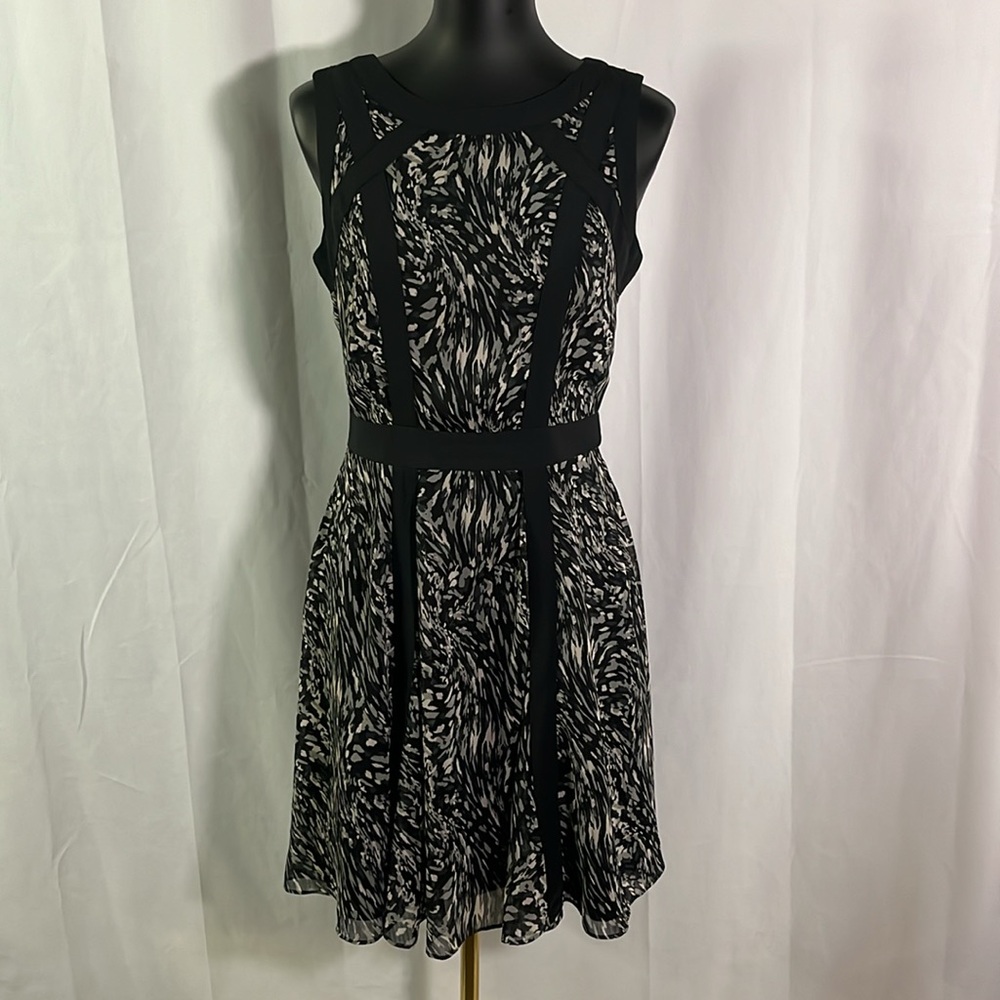 Banana Republic Factory Black & Blue Printed Sleeveless Cut Out A-Line Dress